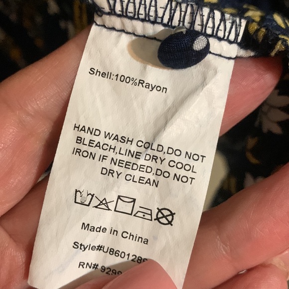 Suzanne Betro navy and yellow boho top 4X runs small - Picture 4 of 5